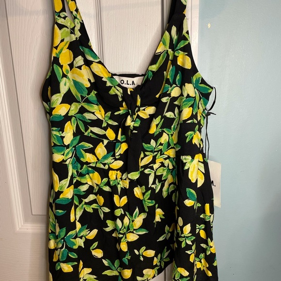 O.L.M. Cutout Tie Accent Sleeveless Blouse NWT - Picture 7 of 9